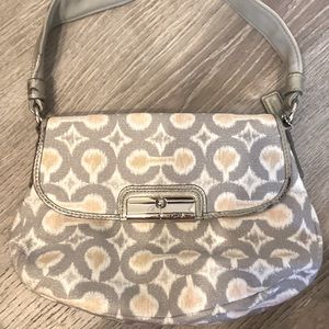 Small coach hand bag